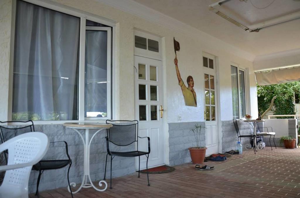 Tj Guest House Makhinjauri Bagian luar foto