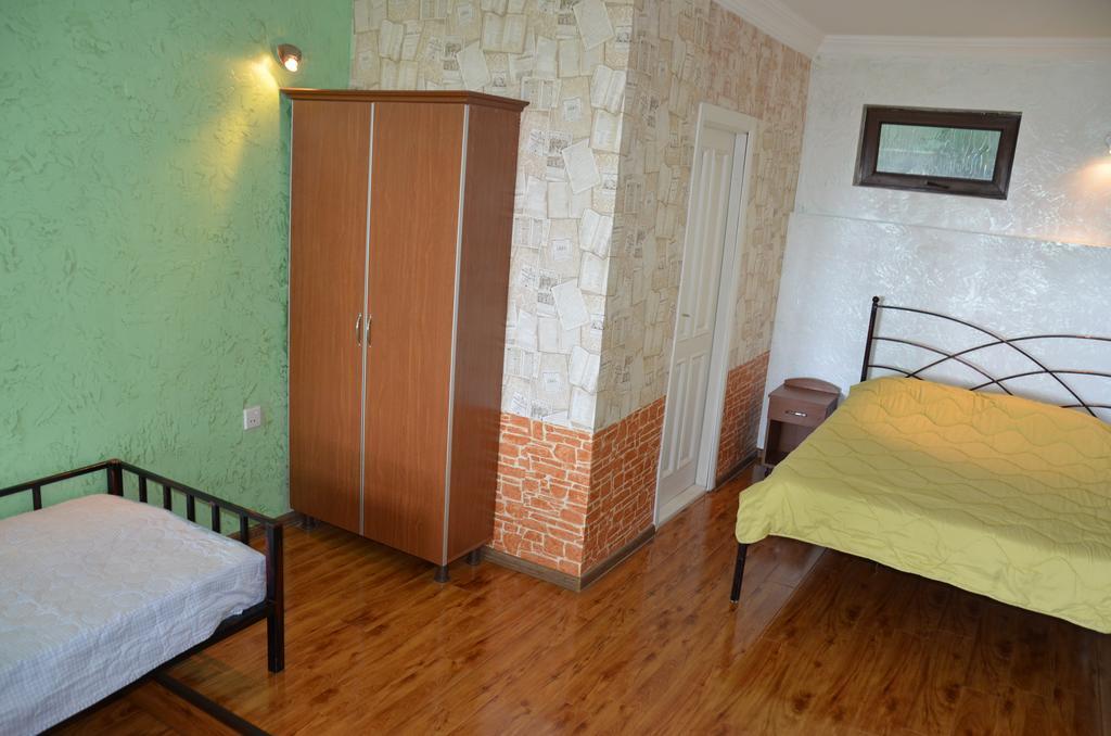 Tj Guest House Makhinjauri Bagian luar foto