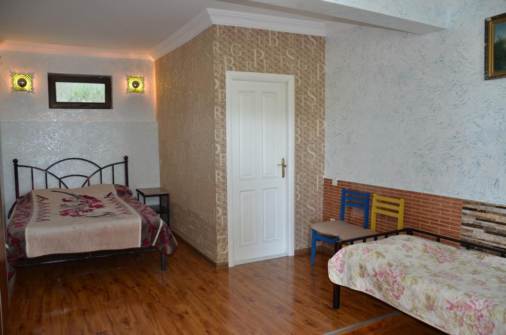 Tj Guest House Makhinjauri Bagian luar foto